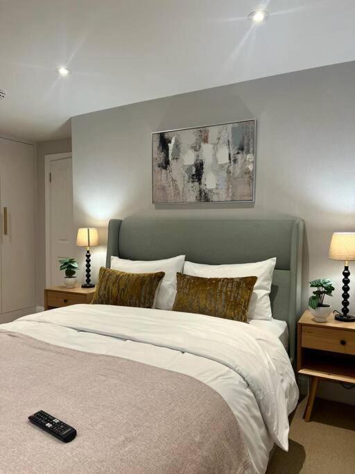 New Flat In Holland Park Daire Londra Dış mekan fotoğraf